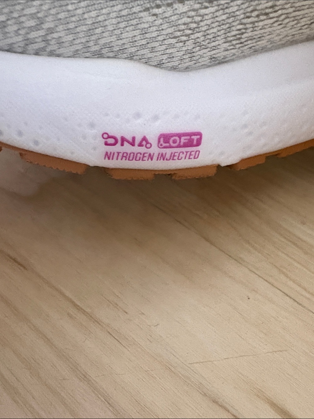 Brooks Woman’s Ghost 16 Neutral Running Shoes - Picture 5 of 7